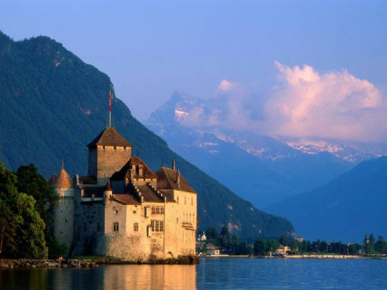 Chillon-Castle.jpg