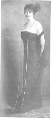 Countess_Schonborn_1912.JPG