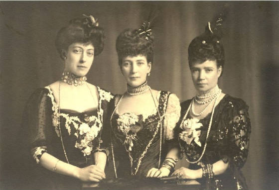 queenalexandraandsisters.jpg